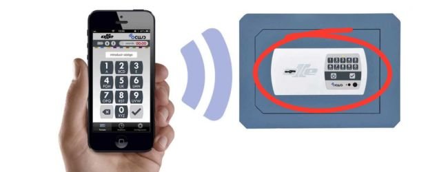 Gu&iacute;a para seleccionar la caja fuerte inteligente ideal para un negocio, mostrando caracter&iacute;sticas clave y opciones.