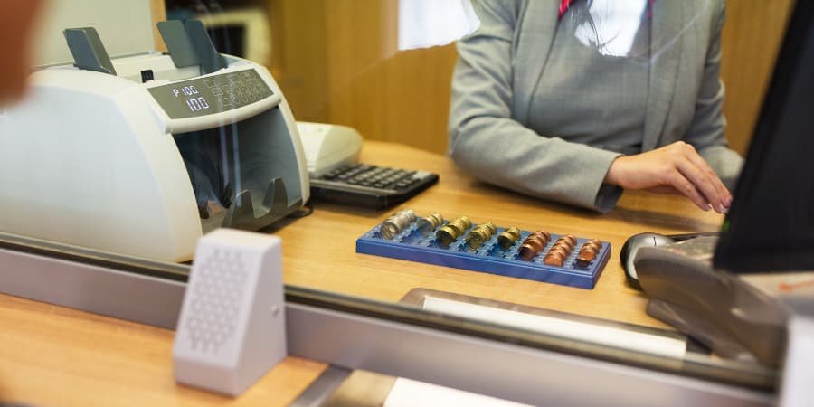 Guía rápida paa resolver errores molestos en contadoras de billetes